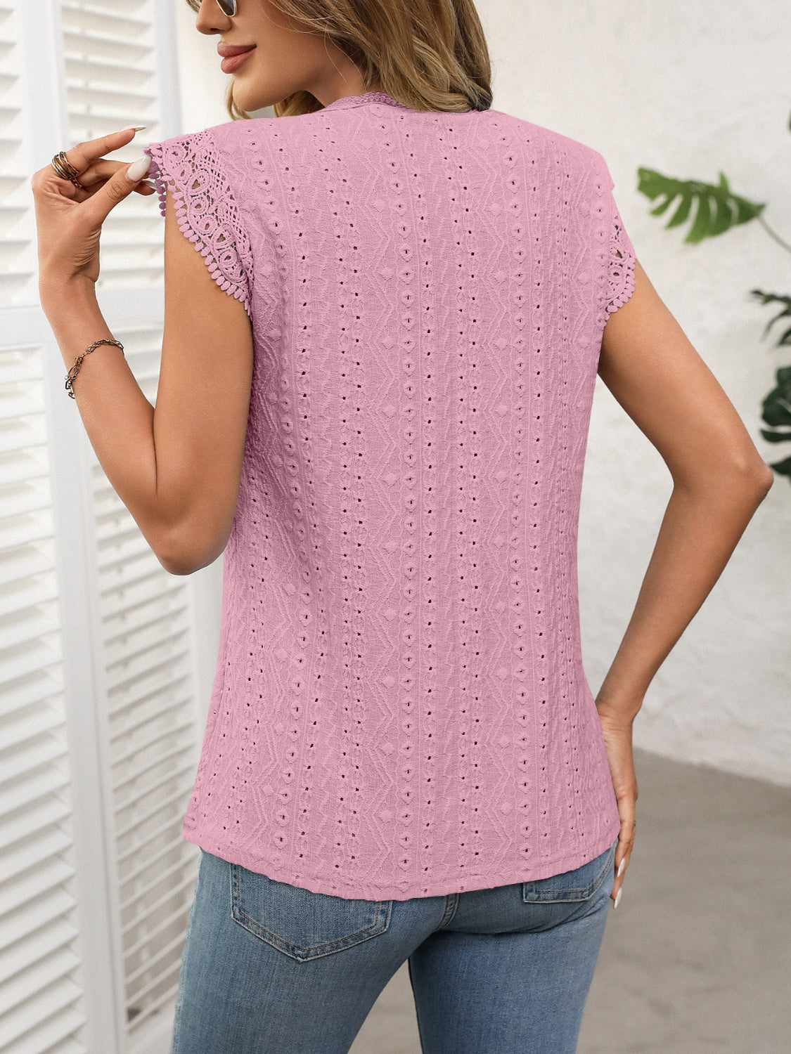 Lace Detail Round Neck Cap Sleeve Top